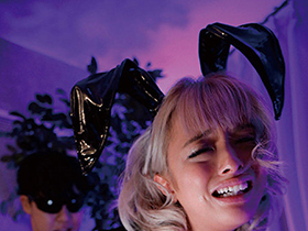 超密着接写 黒ギャル逆バニー　巨乳ムチムチハメ狂い　サンプル画像07